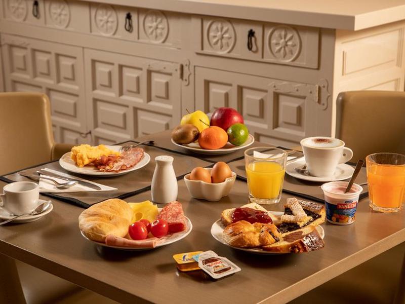 F875AE1BC08A84DB456BDF9C6934E7E8