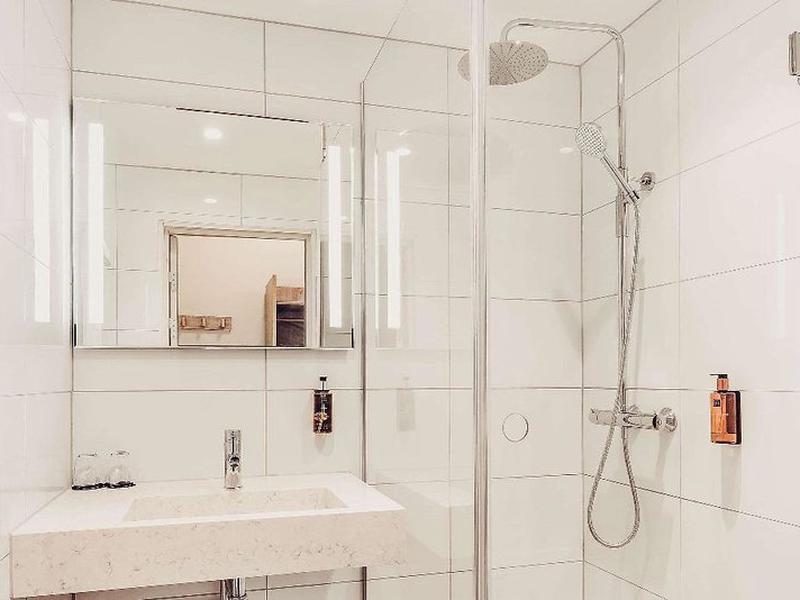 A66EE6E518A906C1F29E880ED22BC7ED