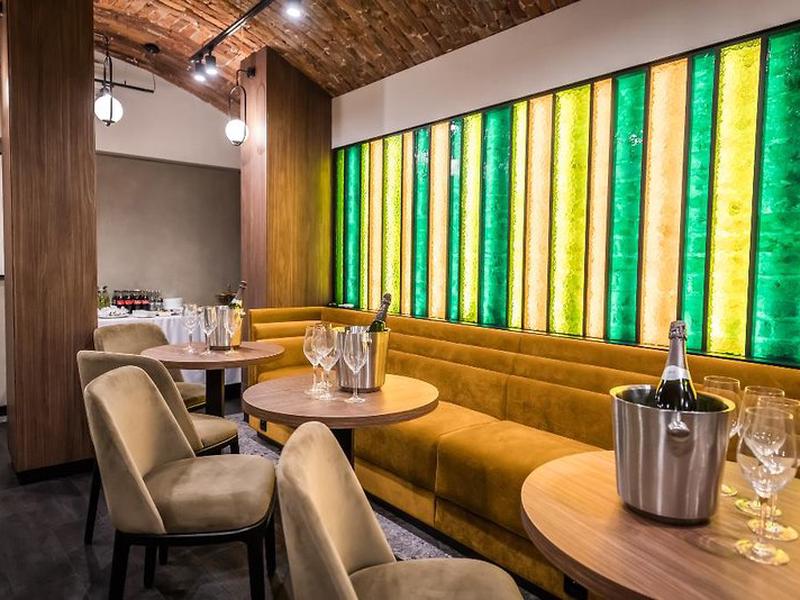 30F34F7BC7BAAE34232FC566FE4C8786