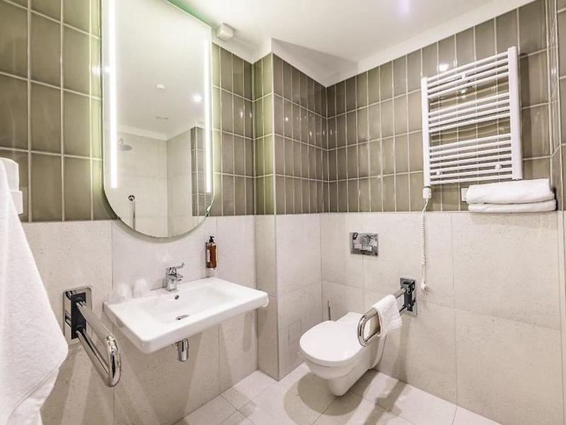 8CBF00EEDB30BE3BC38697837FC9BB12