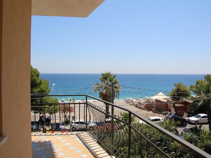 5707228C55DDAEE097BB21F39CD5F8D3