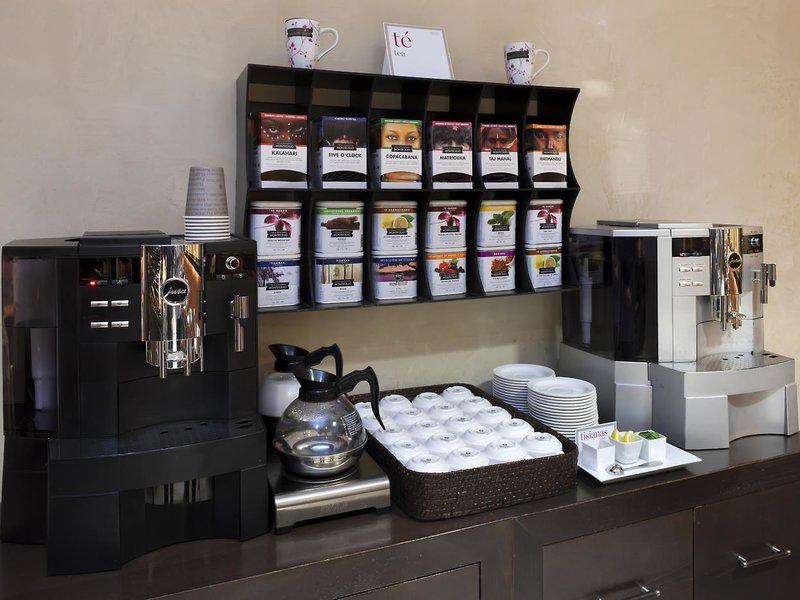 0F8E05DA3093A29FAD47B6863F86841A