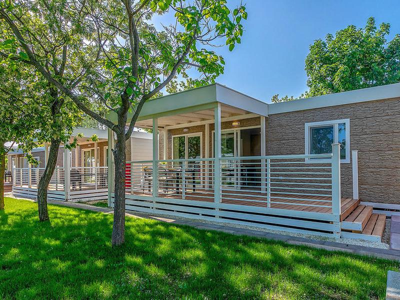 2E9AC05EF48DA8D4DE520F365450E1E4