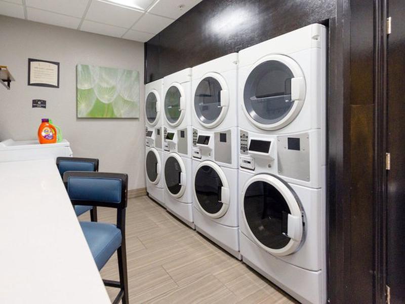 83428D282360BF56F394B44F2CB4445A