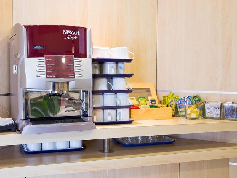 32C23DF127BF3385B4028515A3BB77FA