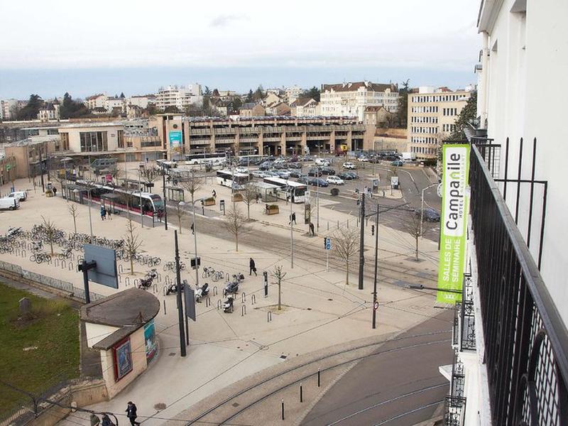 B8D37224DCC36D97C92FE85342A1E359