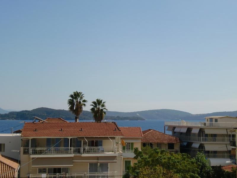 B8295BA9A6D3381A23C2235E70C95F8B