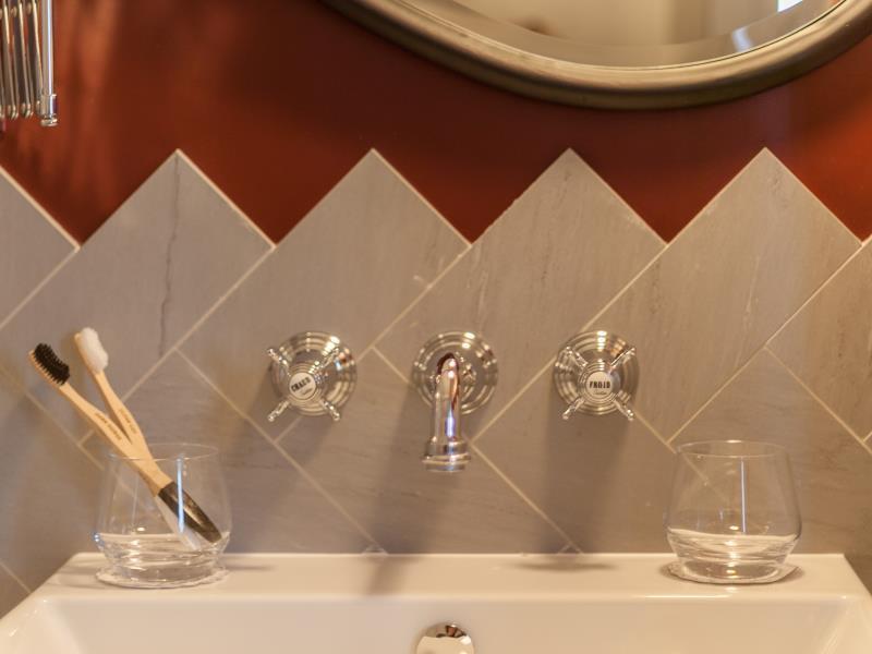 1EC9E2ED679F51C27CEDC21569CEE3D8