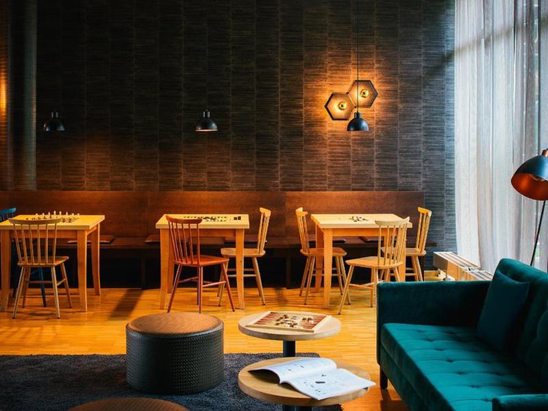 337E8C61A53CEE5467CAE38D9A376E5D