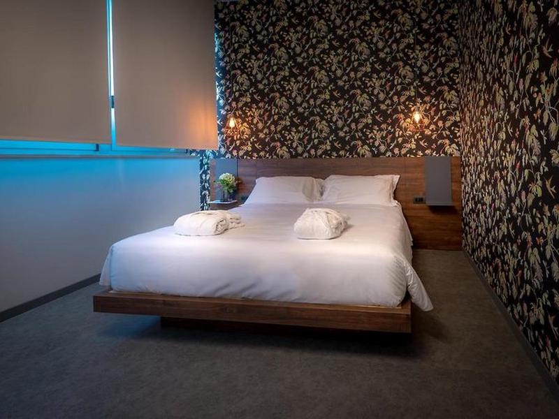 CF9BE9D748AA357CC04FC2AF06E78B04