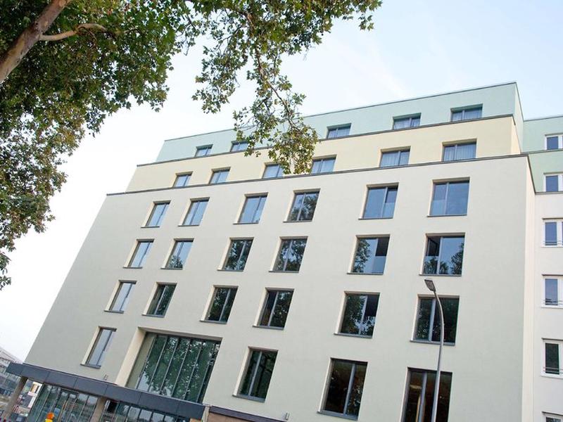 FAF5789F3F5E4F586DBCBDB6C5810BF5