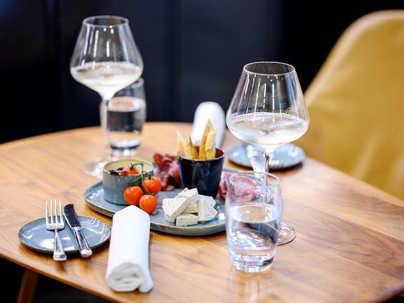 556C509F857B24C6E8EF7A77505B13A5