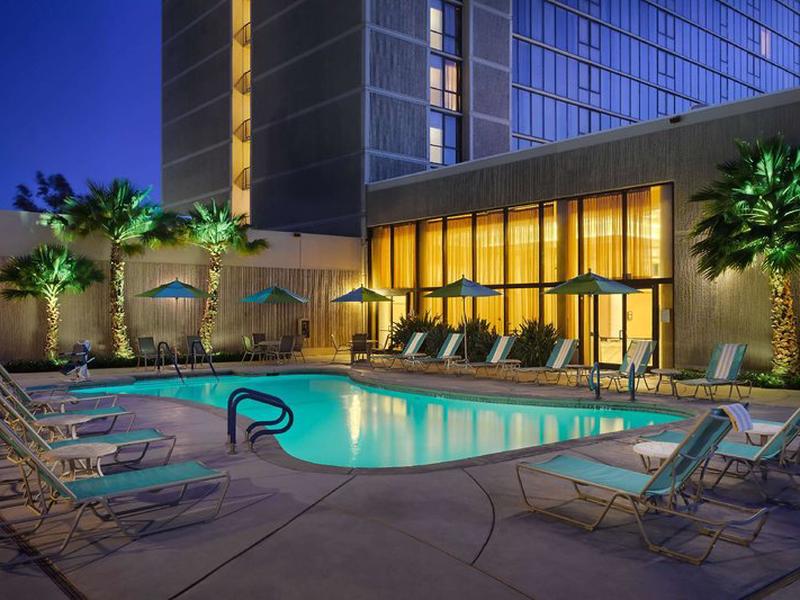 CFEEB80F2761FB4C23469AAC25432573