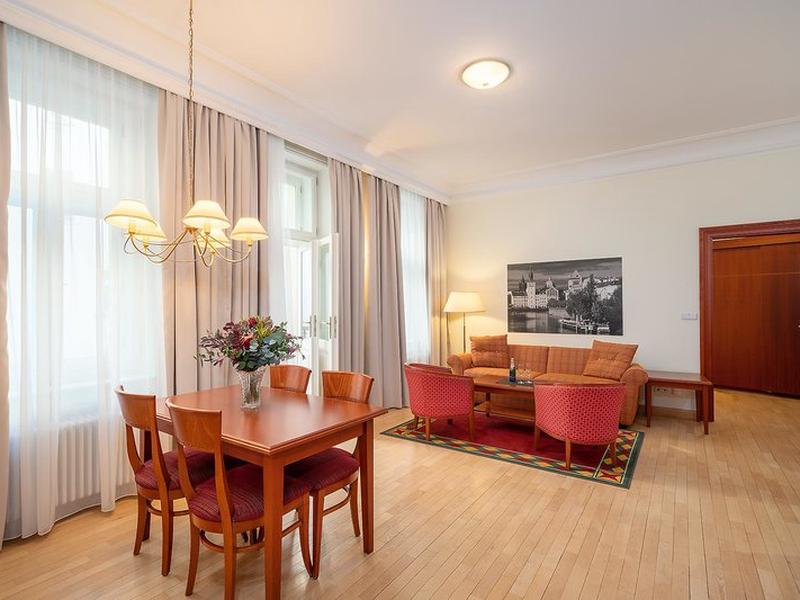 59E47ABE508DB9DD46844A925477D0C3