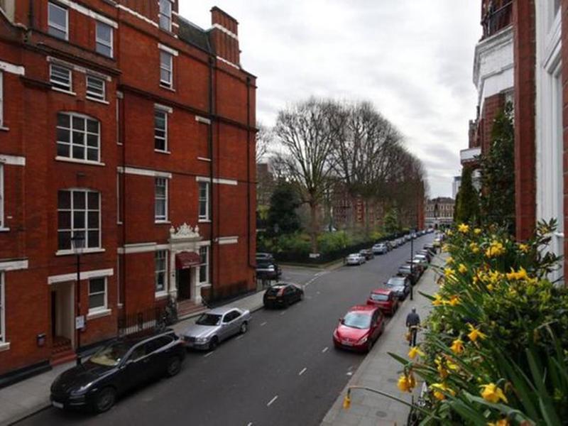 D39D1859EFEA1E20CC0B1CDB927ABB9F