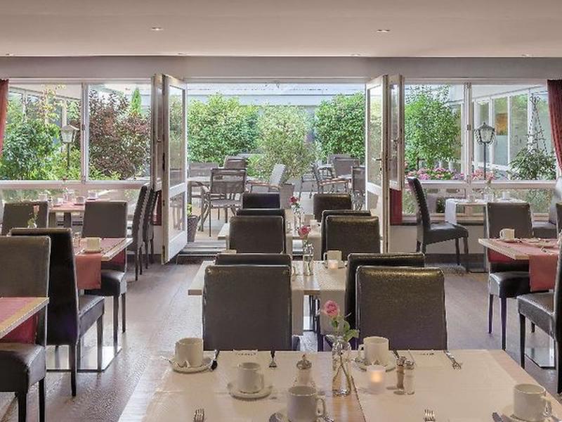 010C65B62BB5FADC2C8DF779B6906919