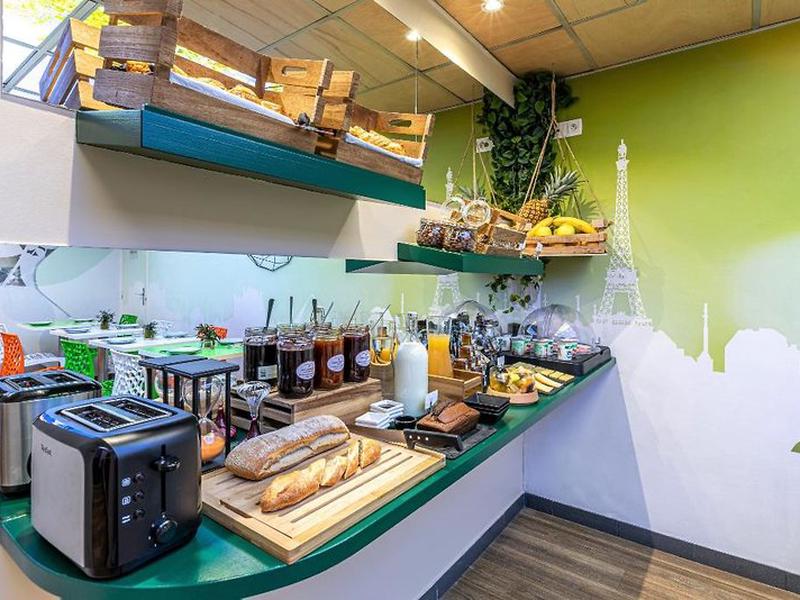 C1EE0D6D24D42A4AC8E23ED81120A553