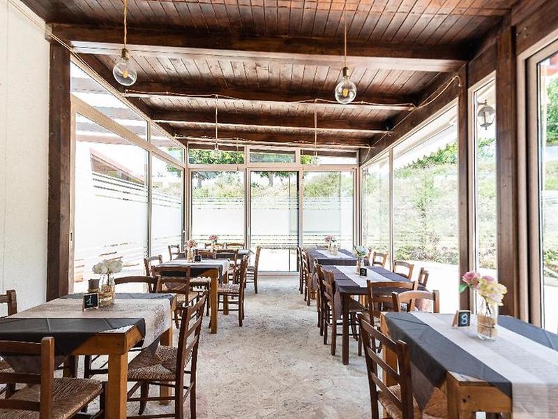 64F57E4B3C4D14289D4192870EAFA165