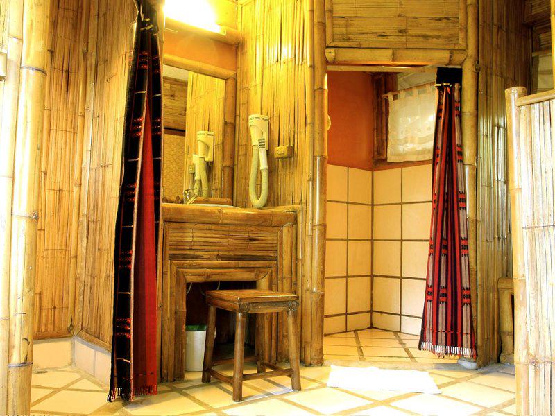 190A27B80260C15A581D36F0C6EACDCB