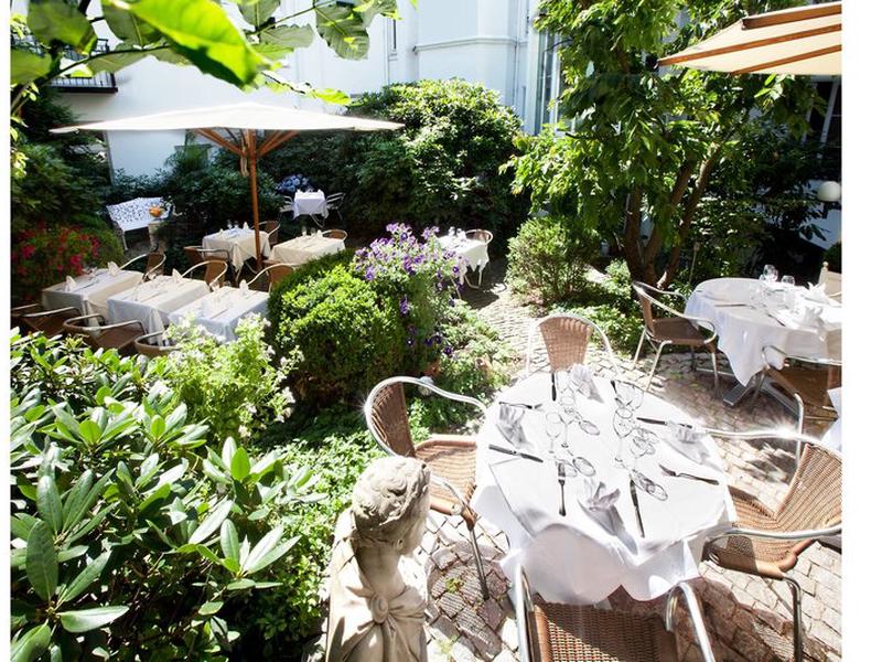 Aussen Alster Hotel