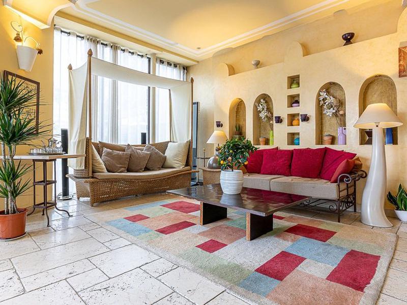 FAD18BFB7402F54CF73488D6CA12286F