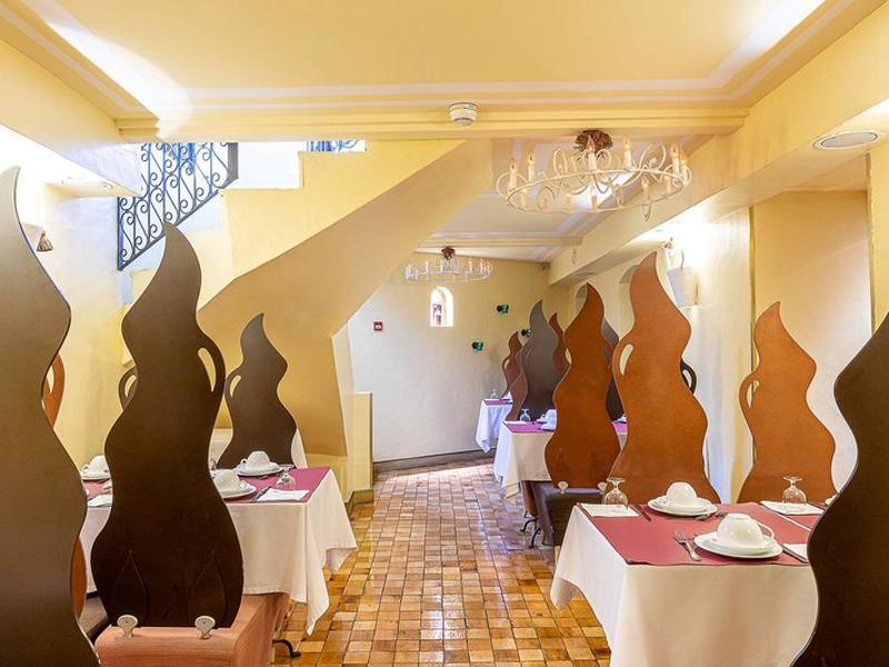 F77C6D8C9AE1D7F4FD5DC3A1BDDBB95D