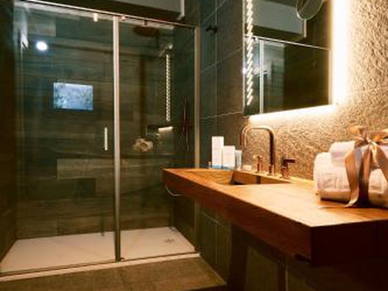 755FD16E80243B2BE208AF055A4A3627