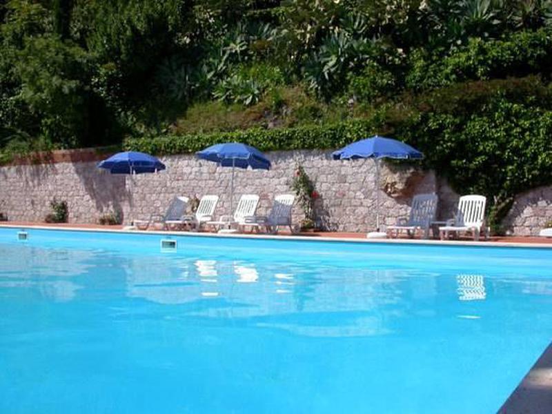 71433AD108C233DA8CD2D699E98B128C