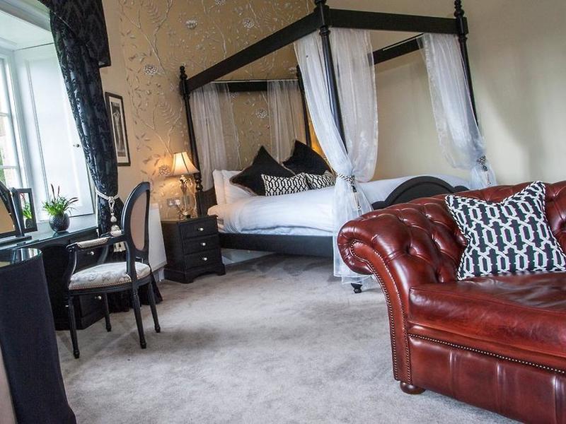 44AD81E97B8EEBDDC50680258EFDCCA0