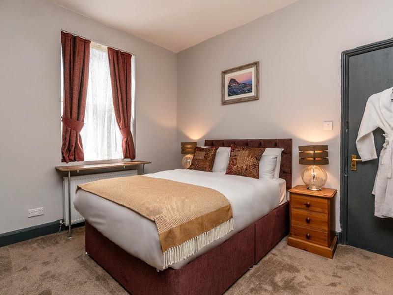 C2B7DA26B3B950988A00EF8F6F40F6B5