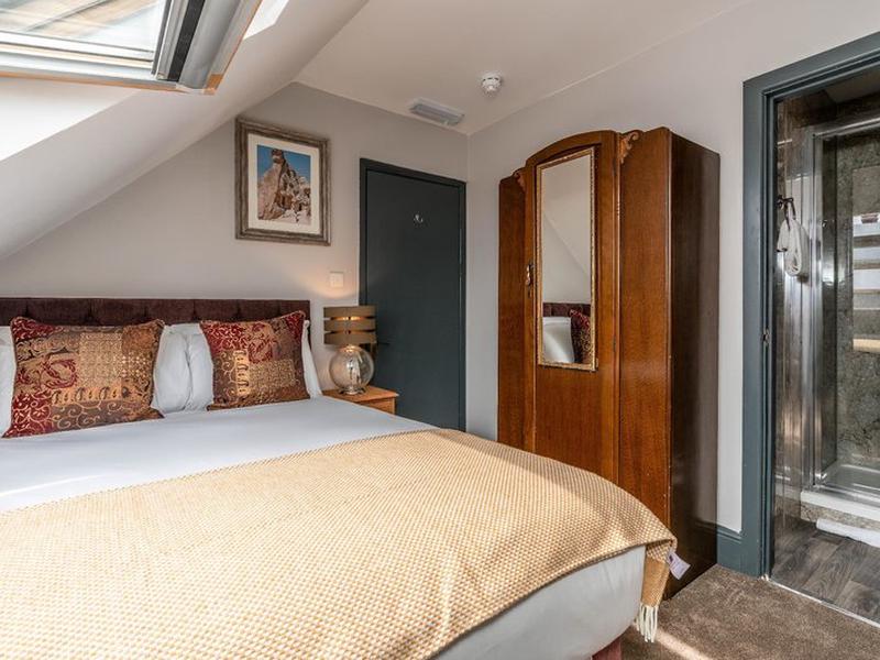 D2B26D70F354C19CC467F044D9460C40