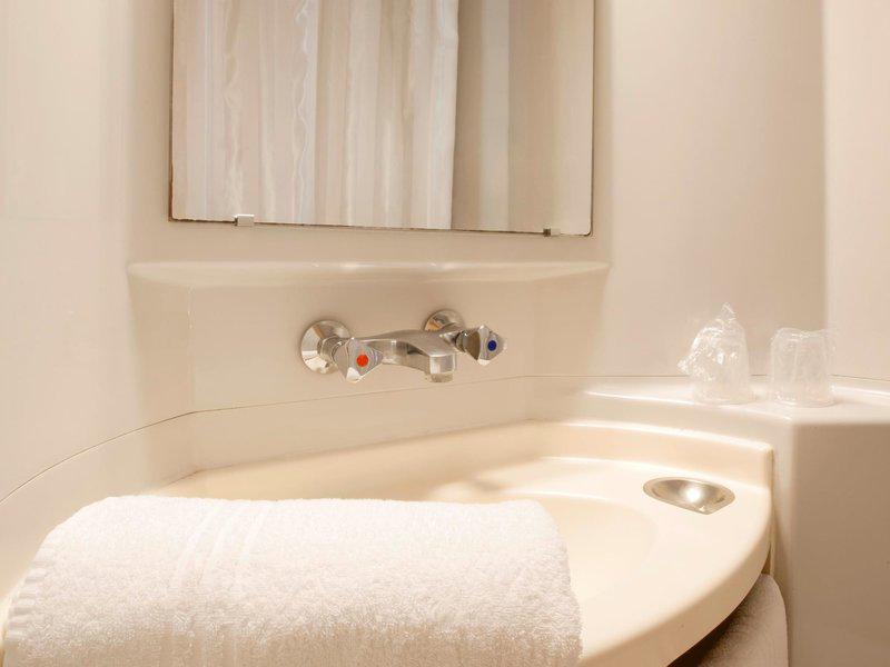 D9EDB5AD355D3EBE0312B38C0A277FA9