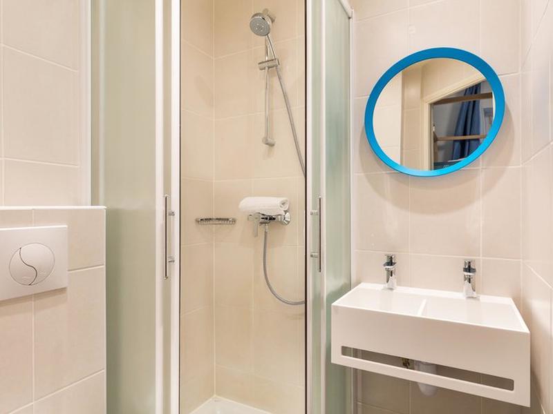 EF1B34E639657AC627782A8684C81FD9