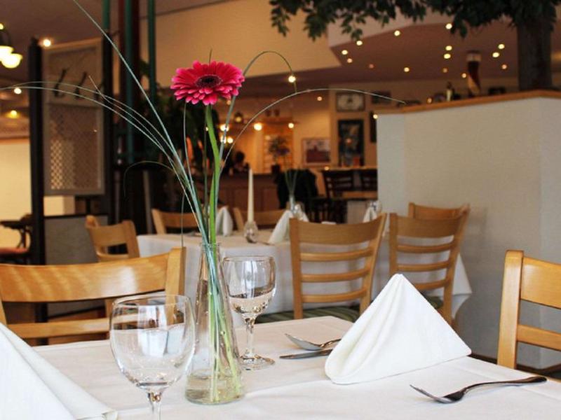 2A573D2304BDBC7033AA1D1DB8A3687C