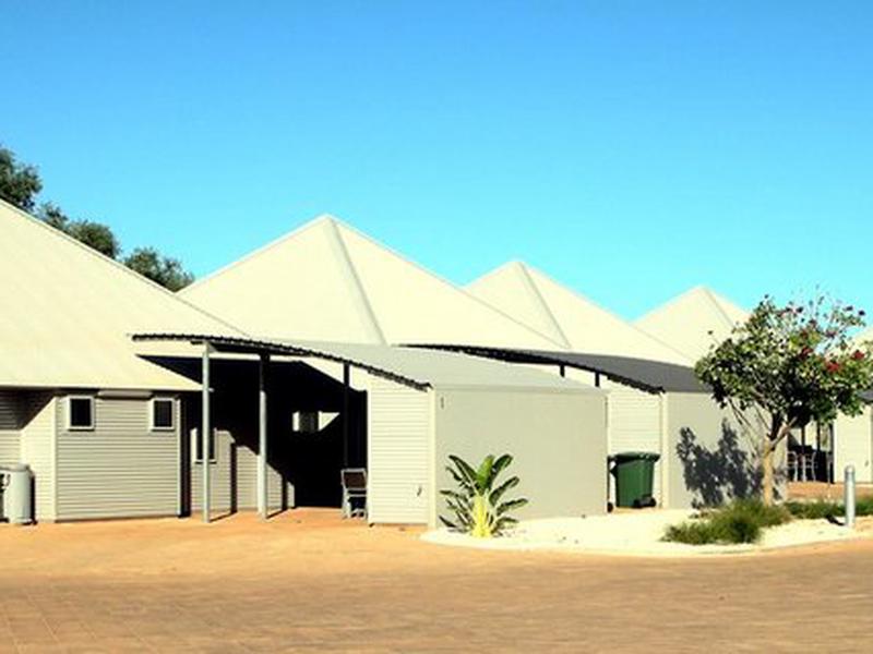 FB2D1718587D5BAB229BFAABA4ED8AF3