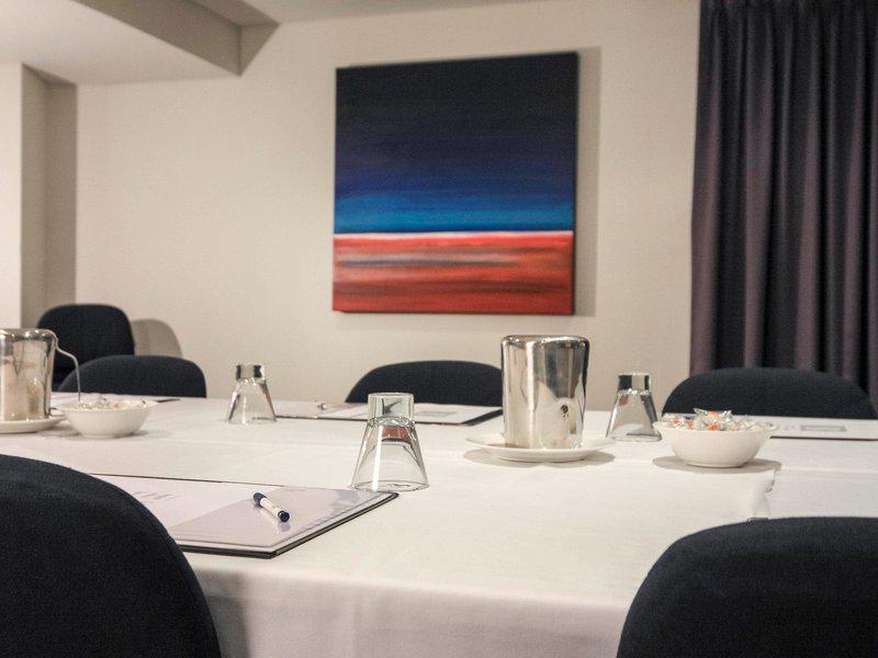 B813540FE765405897523E2294DF7DAA