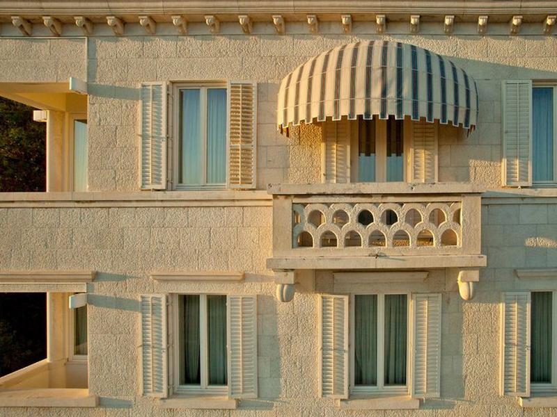 4EB0363308A9586A24AEB2A57386C8B7