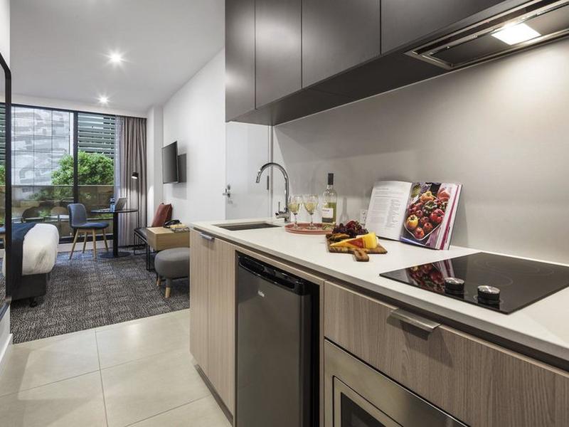 208B9C1B0302DA5481ADBC904BB57827