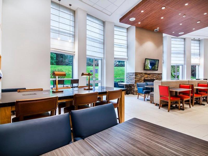 6E3CADEF14B7529AA5542A0EE47A6C4A