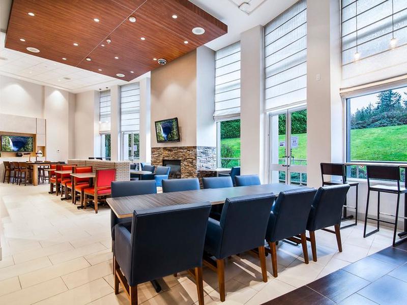 BB7138E6A00F936748BBAB1191B5DDE7