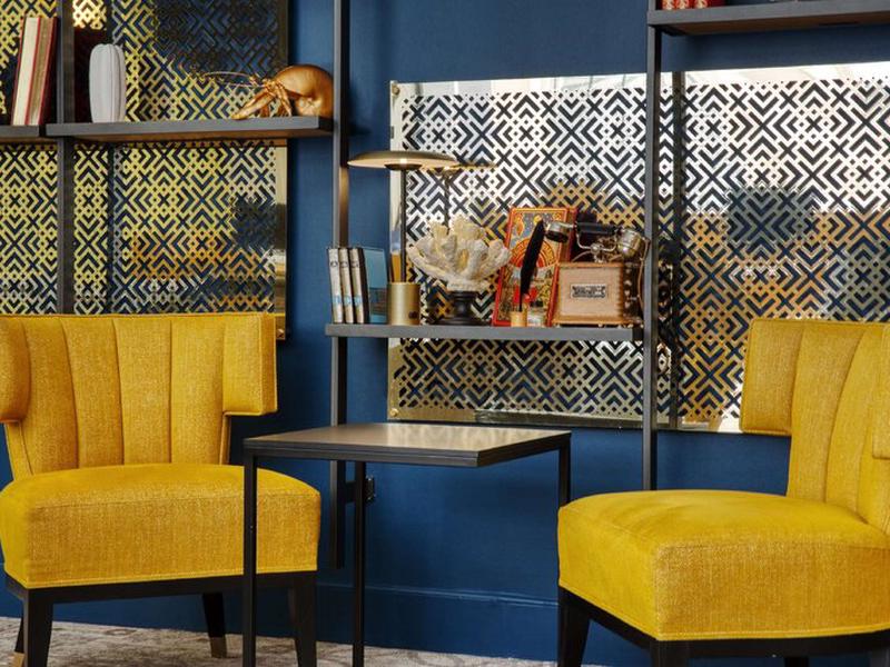 C2DE53F922F4A74B6436678B5477BBB9