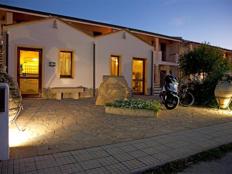 E97608968BD76AB6EA503F90E502B48B