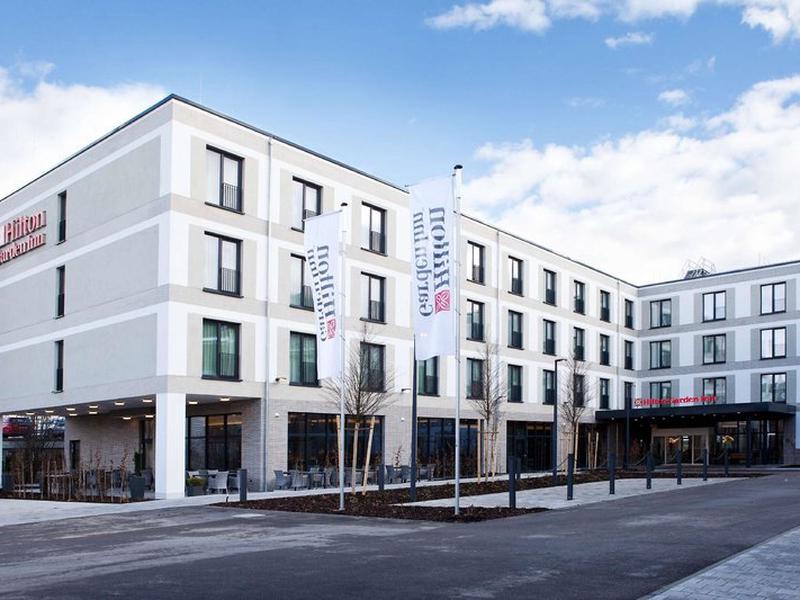 5B738E99D10C15D6C96F1BE55E903A0B