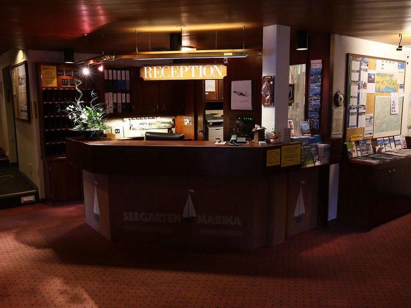 DE5C57F68CA4C66289E6DF422CE576BB