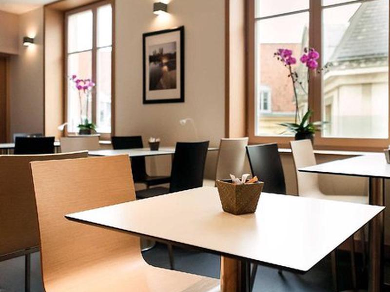 09F4CB3A3C53C9FF3EB69C1B3D0C086A