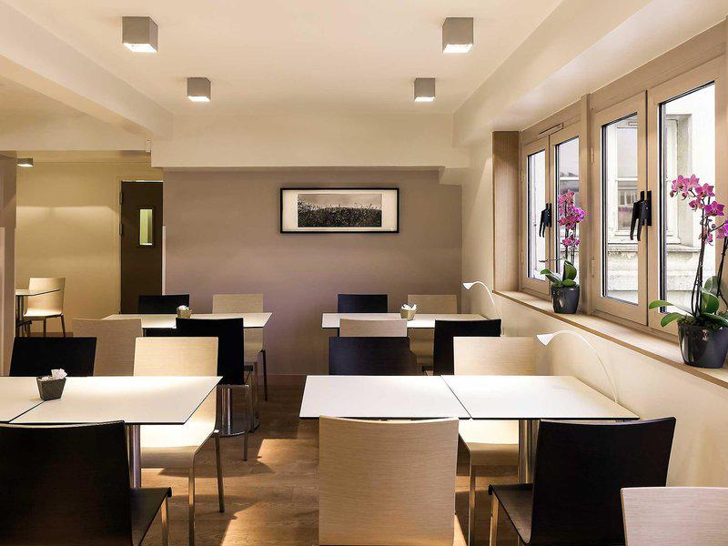 5FE6BA9A7A0A5D2D6530A8A78BC5911F