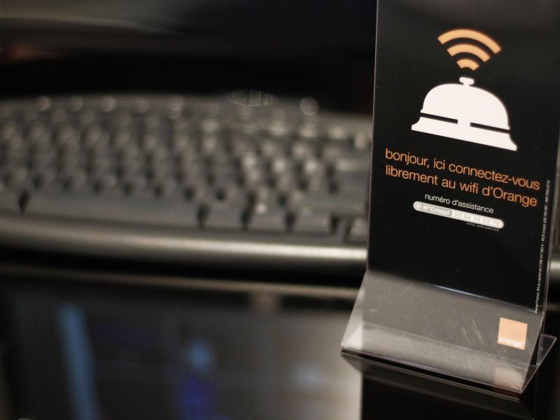 350AB3C9466124248BB04F0E9F16A1F3