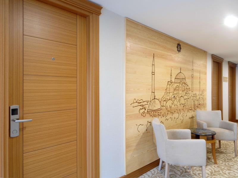 6D89C2B3487FB8EF7C3DFD0FC38E8008