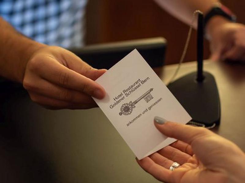 AD2252738A43EF8C29F41A1BD630928B