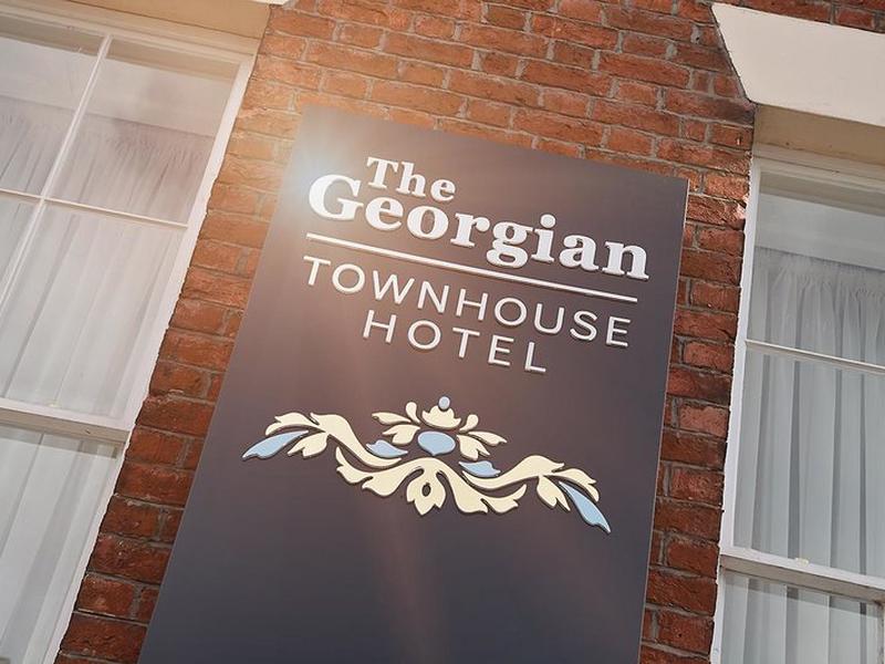 A196966BEA3DE1147F9DEDB462D2B4DD